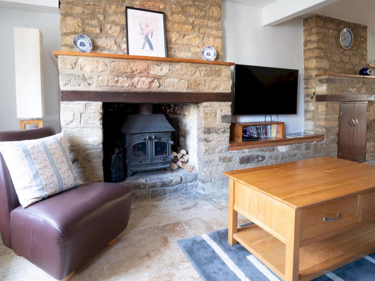 Quarry Cottage Courtyard Garden Pass The Keys Cirencester Luaran gambar
